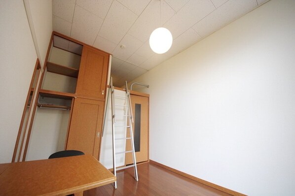 レオパレスSHIROYAMAIVの物件内観写真